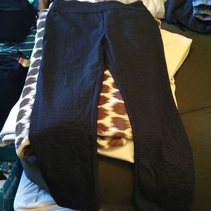 Black/gray pants New Direction 6P